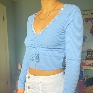 Baby blue long sleeve crop top